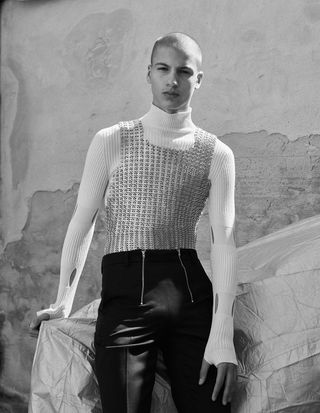 #I-D

ph  benjamin huseby

st serhat isik