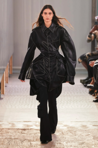 #TRUSSARDI F/W22

st haley wollens